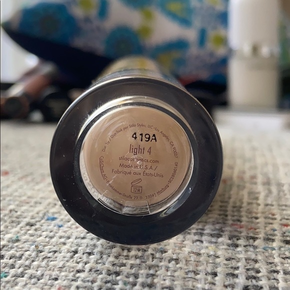 New Stila Foundation - Picture 2 of 2